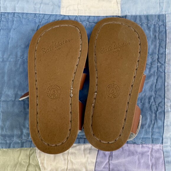 SALT WATER Sandals - Kids Sz 8 - Tan - Classic design - Like new - Picture 4 of 5